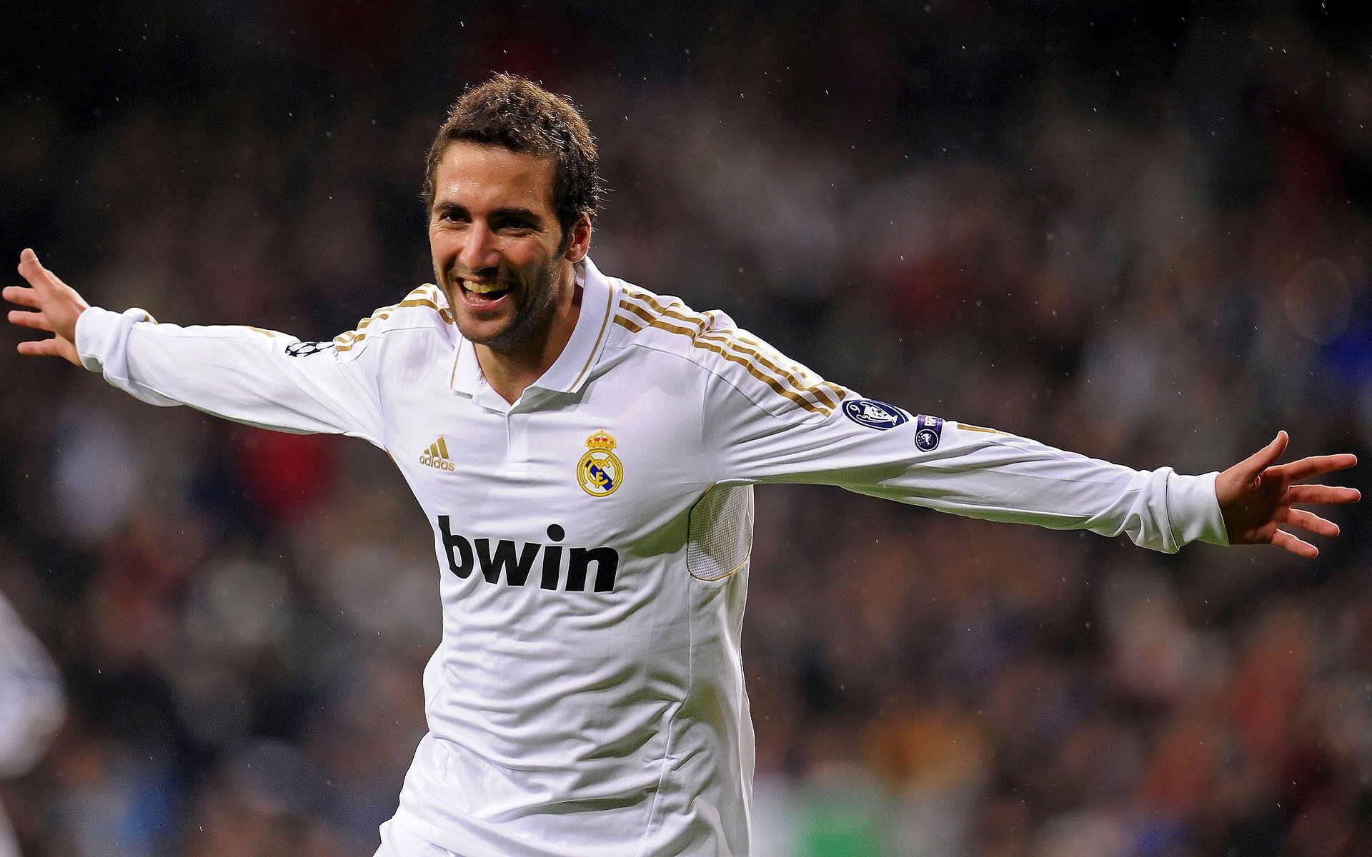 开云官网APP下载-《FIFA》2025年度体育盛典，虚拟足球开启全新时代！，fifa best player 2020